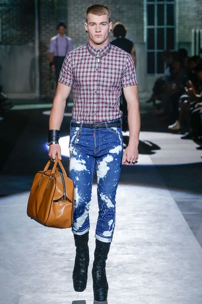 Look 9